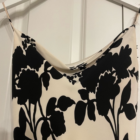 Wayne Clark white and black floral print silk gown - Picture 4 of 6
